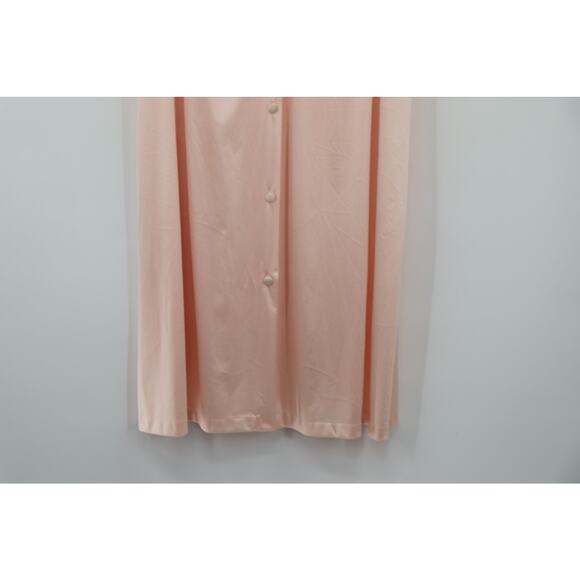 Vintage 1970s Nylon Short sleeve Button Front Nightgown. - Picture 7 of 11